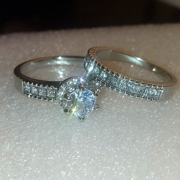 Ladies  iced out wedding anniversary engagement set - Picture 8 of 8